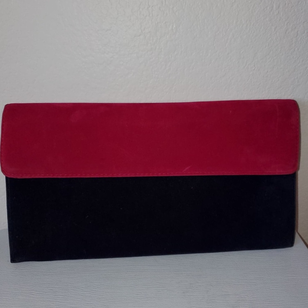 🛍Purple and pink clutch🛍